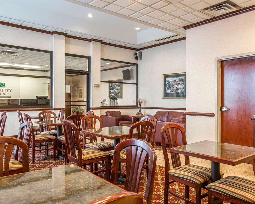 Quality Inn Suwanee I-85 Restaurace fotografie